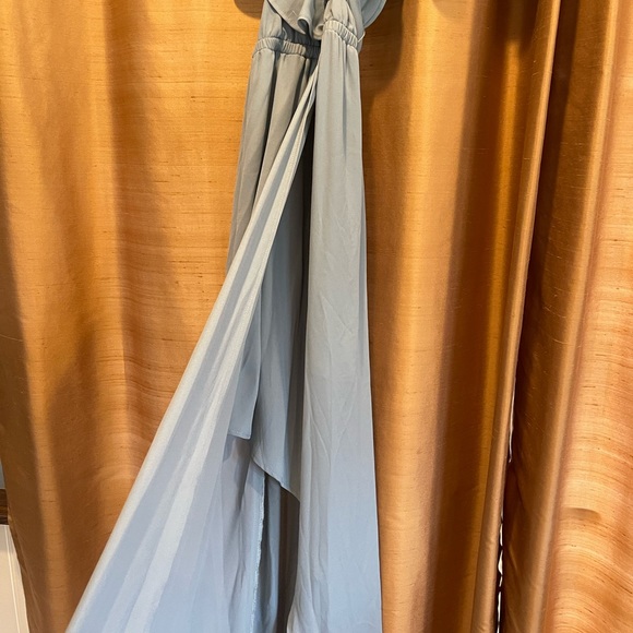 Show me Mumu bridesmaids dress. Blue green color size XS - Picture 7 of 9